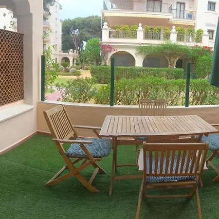 Lovely At Puerto Banus *